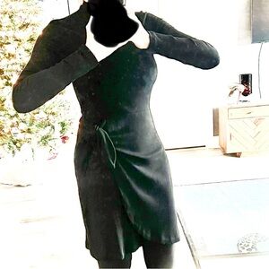 & Other Stories Size 4 Black Knit Dress